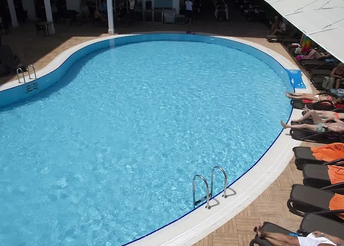 מלון Adella Side (adults Only) 4*