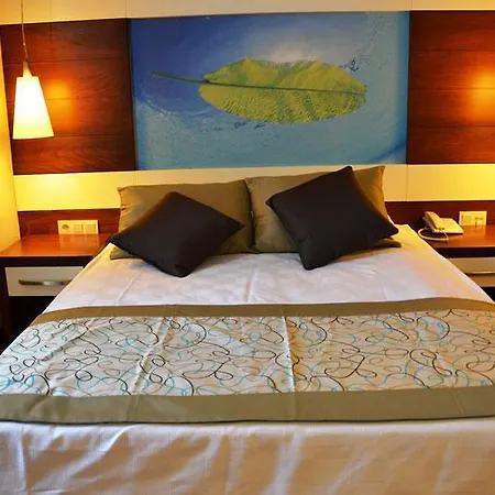 Adella Side (adults Only) Otel